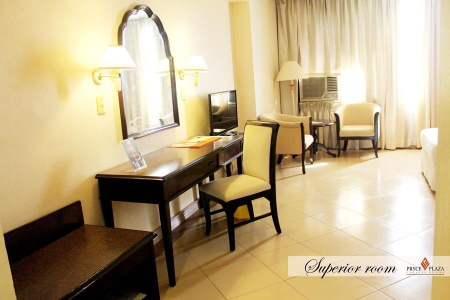 Pryce Plaza Hotel Cagayan de Oro Zewnętrze zdjęcie