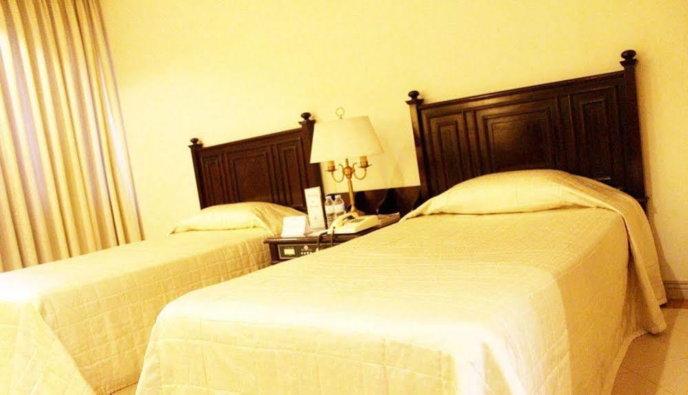 Pryce Plaza Hotel Cagayan de Oro Zewnętrze zdjęcie