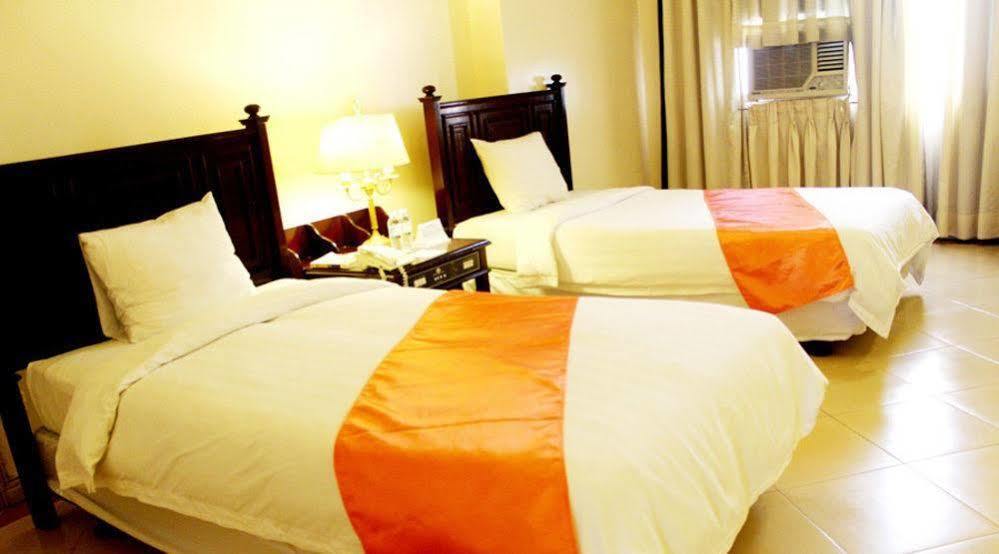 Pryce Plaza Hotel Cagayan de Oro Zewnętrze zdjęcie