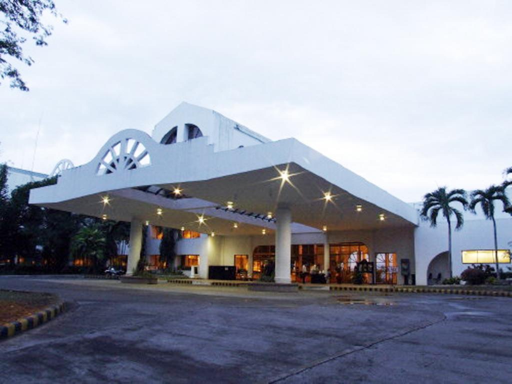 Pryce Plaza Hotel Cagayan de Oro Zewnętrze zdjęcie